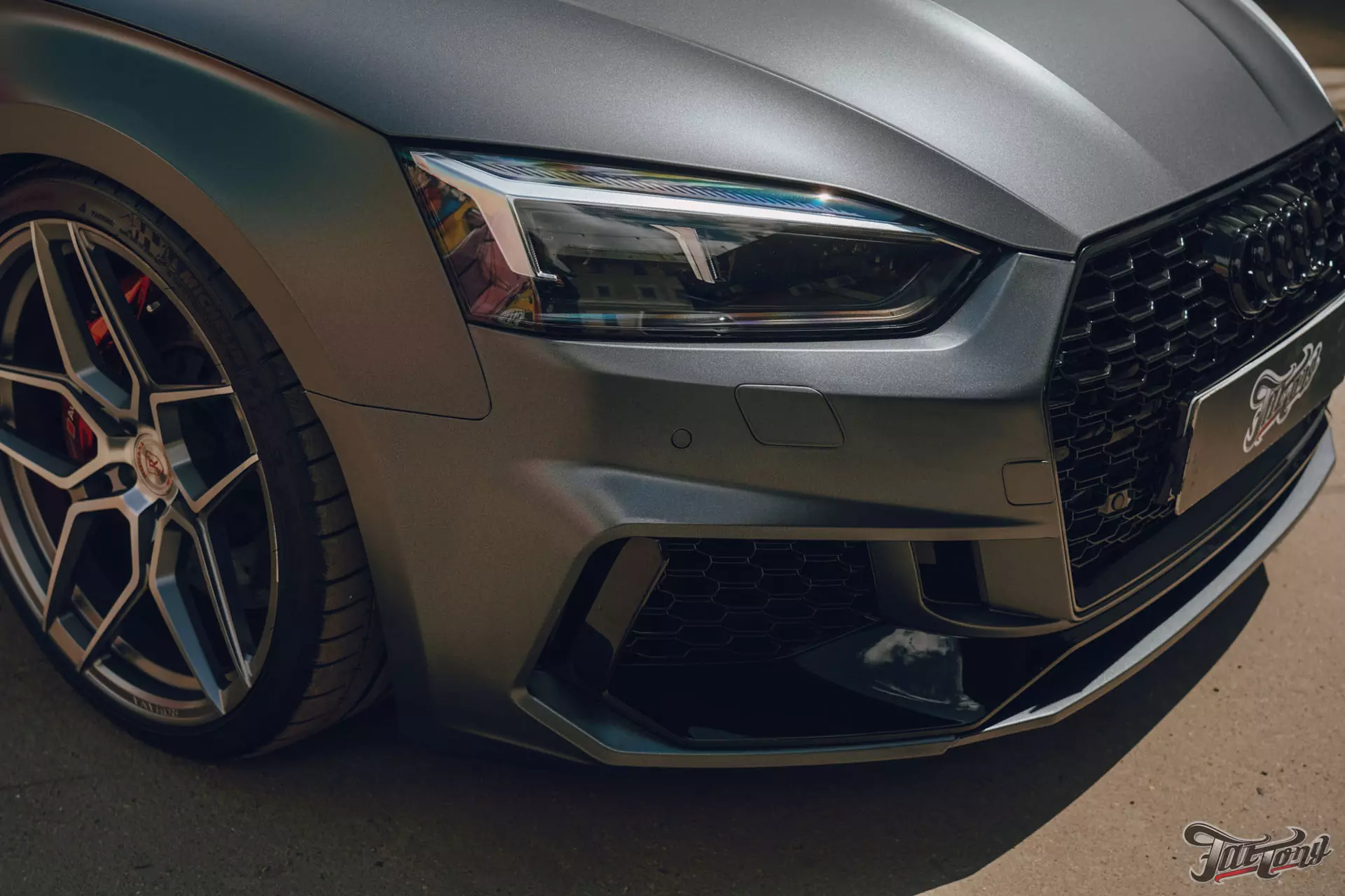 Audi A5. Оклейка кузова в винил. Окрас суппортов. Керамика